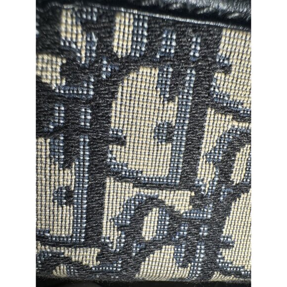 Christian Dior Womens Canvas Oblique Saddle Bag With Gold Hardware & Adjustable - Picture 14 of 16